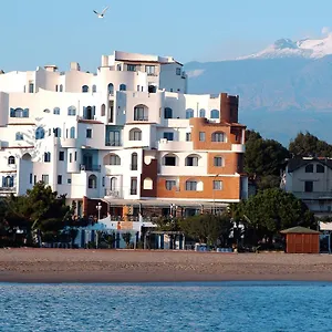 https://sporting-baia-hotel.sicilyhotelsitaly.net